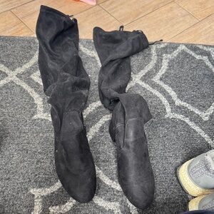Black Women's Knee-High Boots